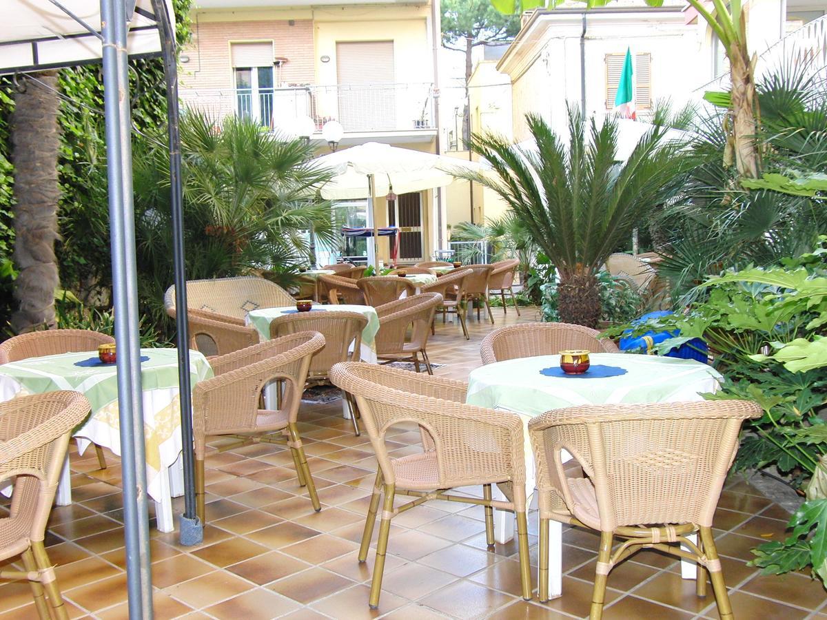 Hotel Resort Marinella Gabicce Mare Ngoại thất bức ảnh