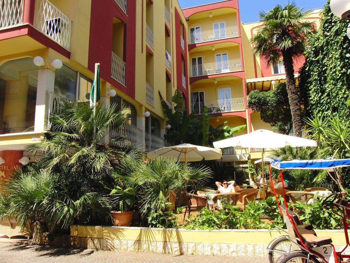 Hotel Resort Marinella Gabicce Mare Ngoại thất bức ảnh